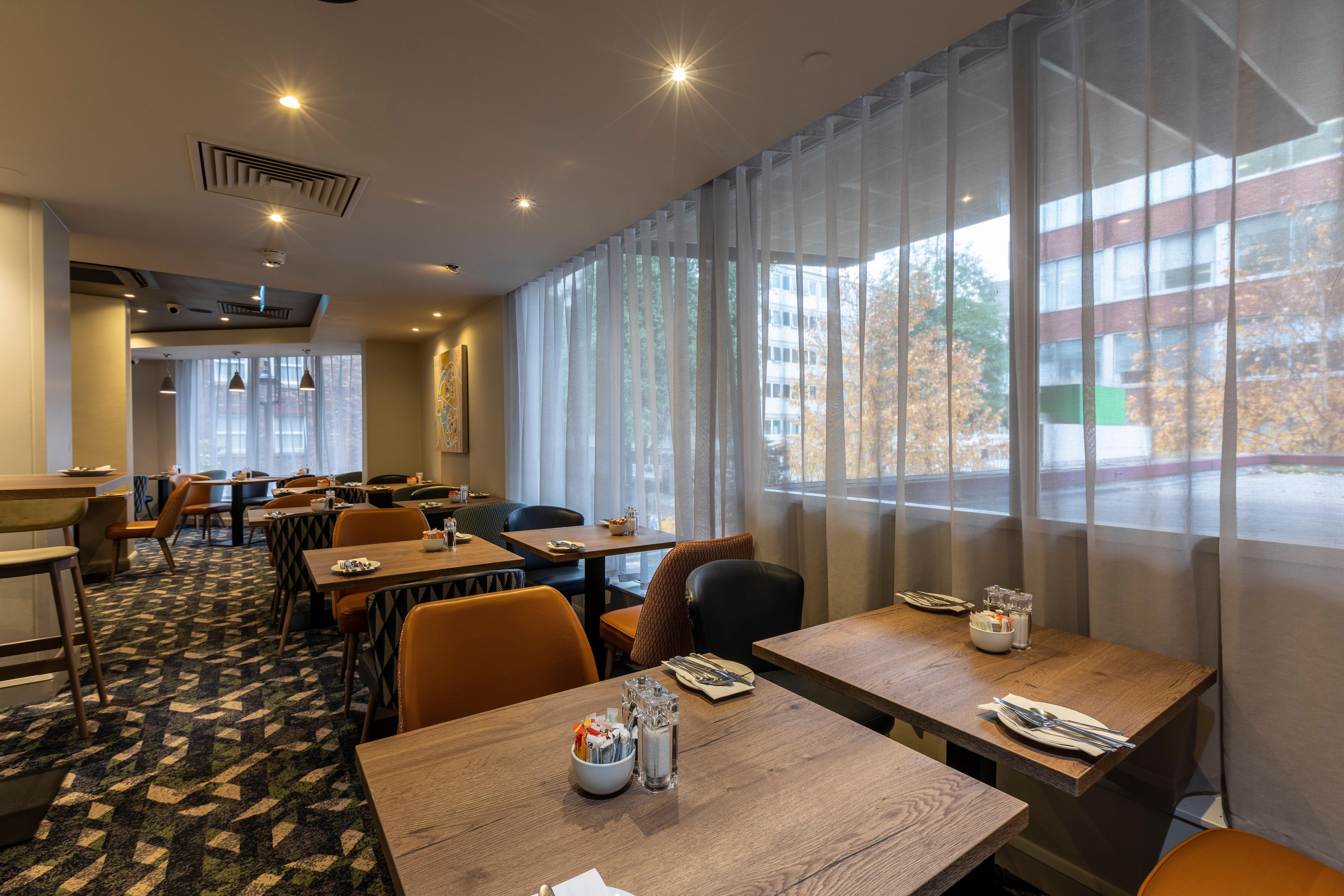 Holiday Inn London - Regent'S Park By Ihg Esterno foto